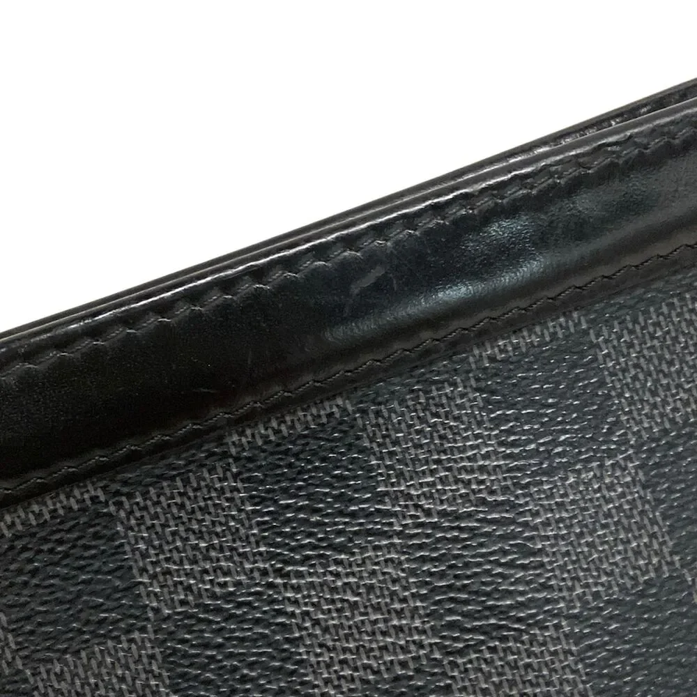 Louis Vuitton POCHETTE VOYAGE MM Clutch Bag N41696